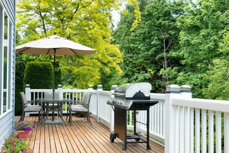 What to Consider Before Selecting a Timber Deck Stain